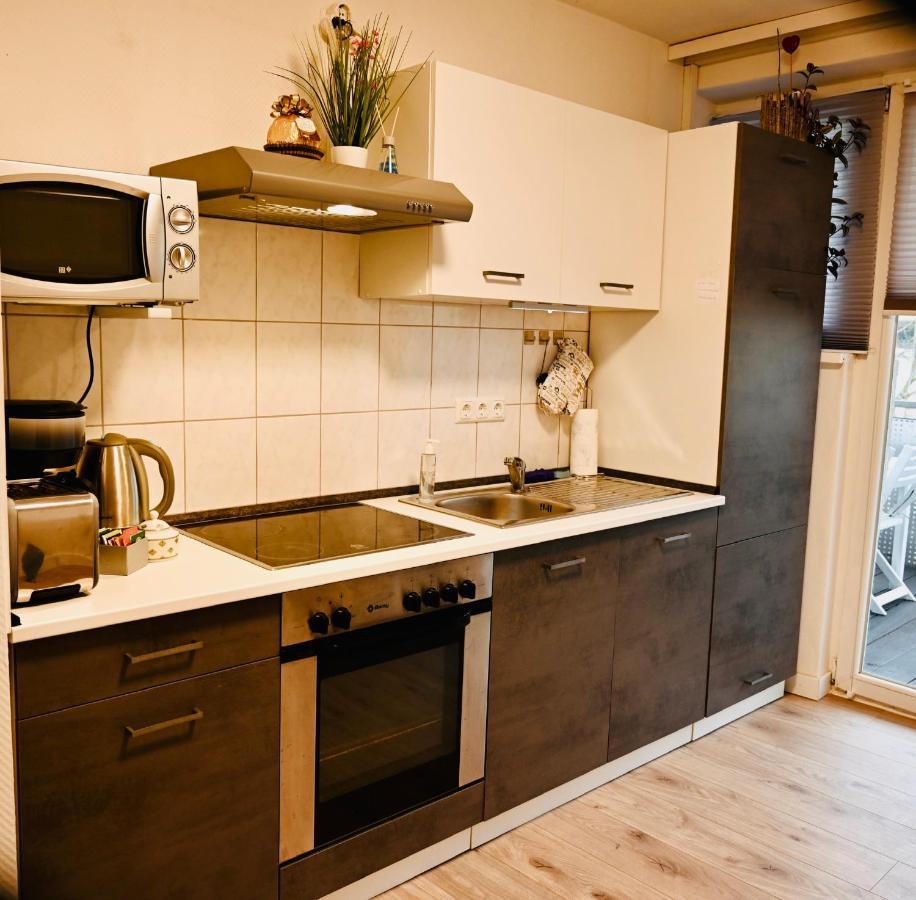Holiday Home Cologne With Balkon - Near Koelnmesse - Temporary Living- Ngoại thất bức ảnh