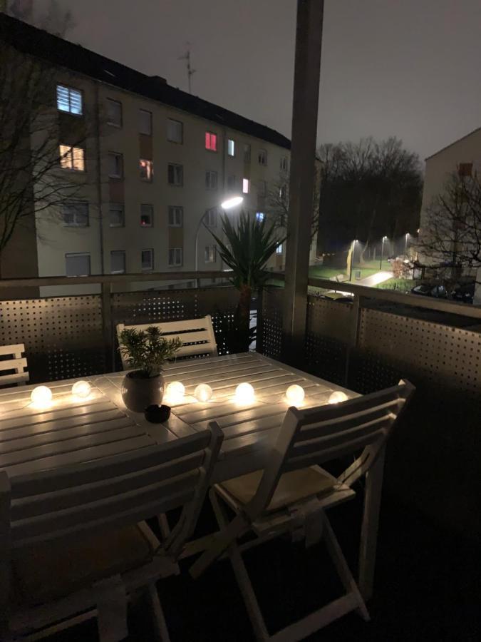 Holiday Home Cologne With Balkon - Near Koelnmesse - Temporary Living- Ngoại thất bức ảnh